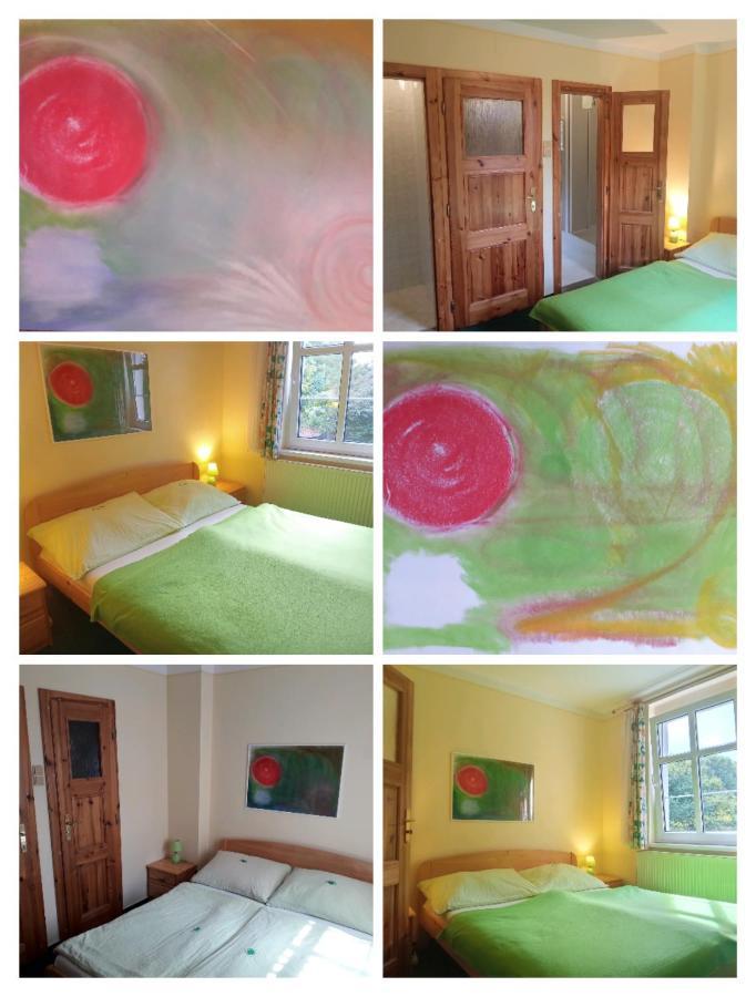 Hotel U Zeleneho Stromu - Zum Gruenen Baum Hřensko Exterior foto